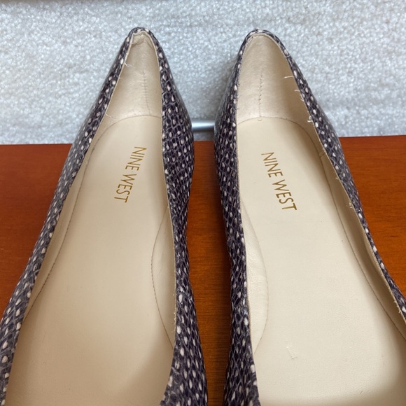 nine west snake print flats - Picture 7 of 12